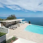 Capo Torre & 4*