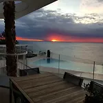 Capo Torre & Alojamento de Acomodação e Pequeno-almoço 4*
