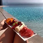 Alojamento de Acomodação e Pequeno-almoço Capo Torre & 4*
