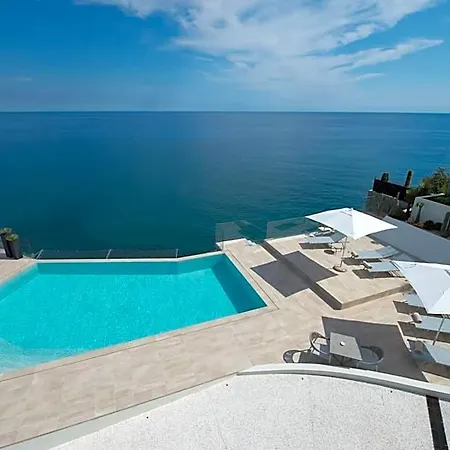 Capo Torre &